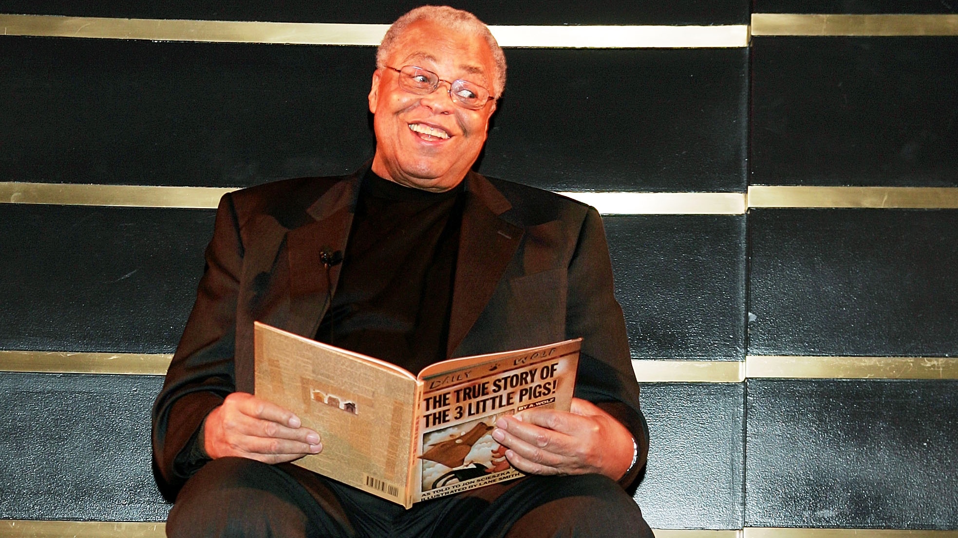 james-earl-jones’-reading-rainbow-episode-perfectly-encapsulates-his-monumental-talent